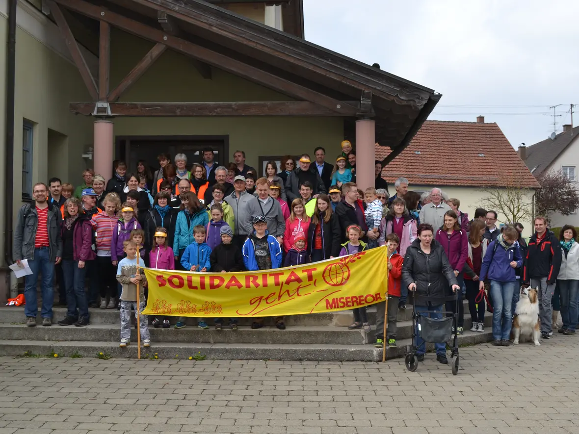 Die Teilnehmer des Soldaritätslaufes im Jahre 2014