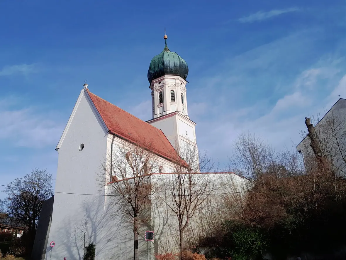 Kirche St. Peter und Paul in Winkl